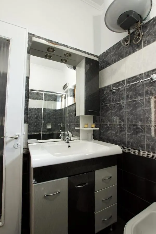 Emblematic House Apartment 2 Gjirokaster Albania