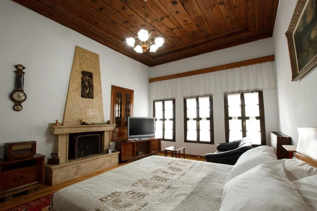 Emblematic House Apartment 2 Gjirokaster Guest house
