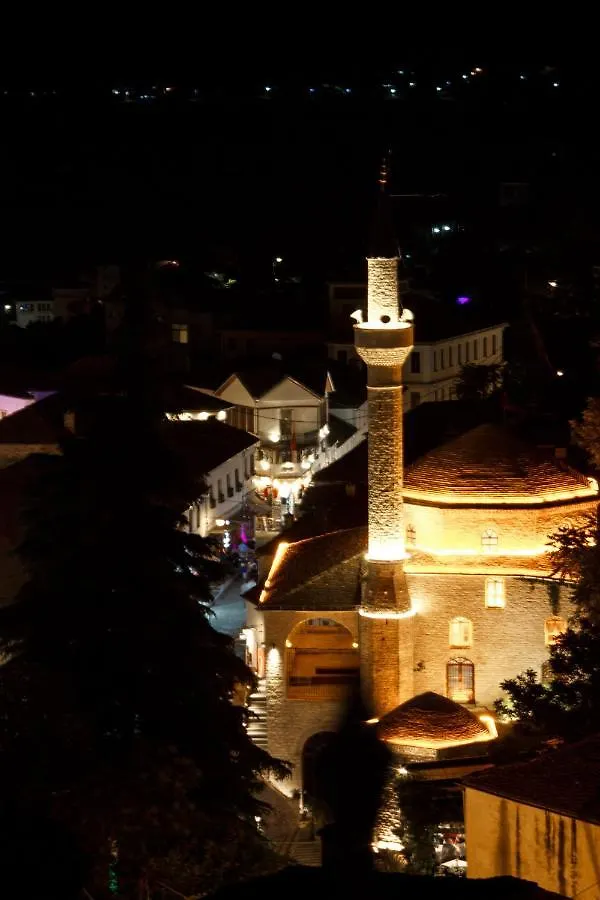 Emblematic House Apartment 2 Gjirokaster