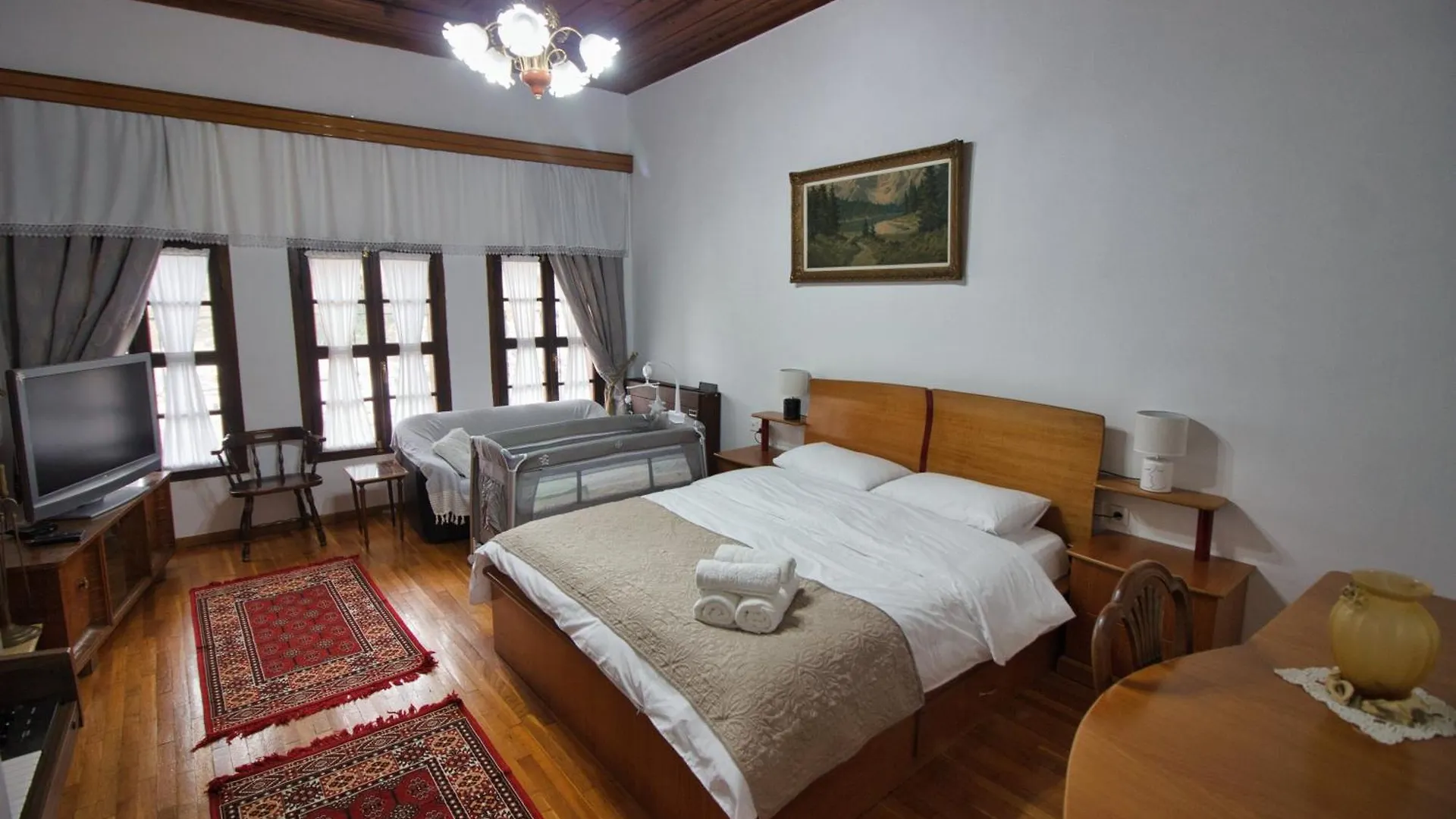 Emblematic House Apartment 2 Gjirokaster 0*,  Albania