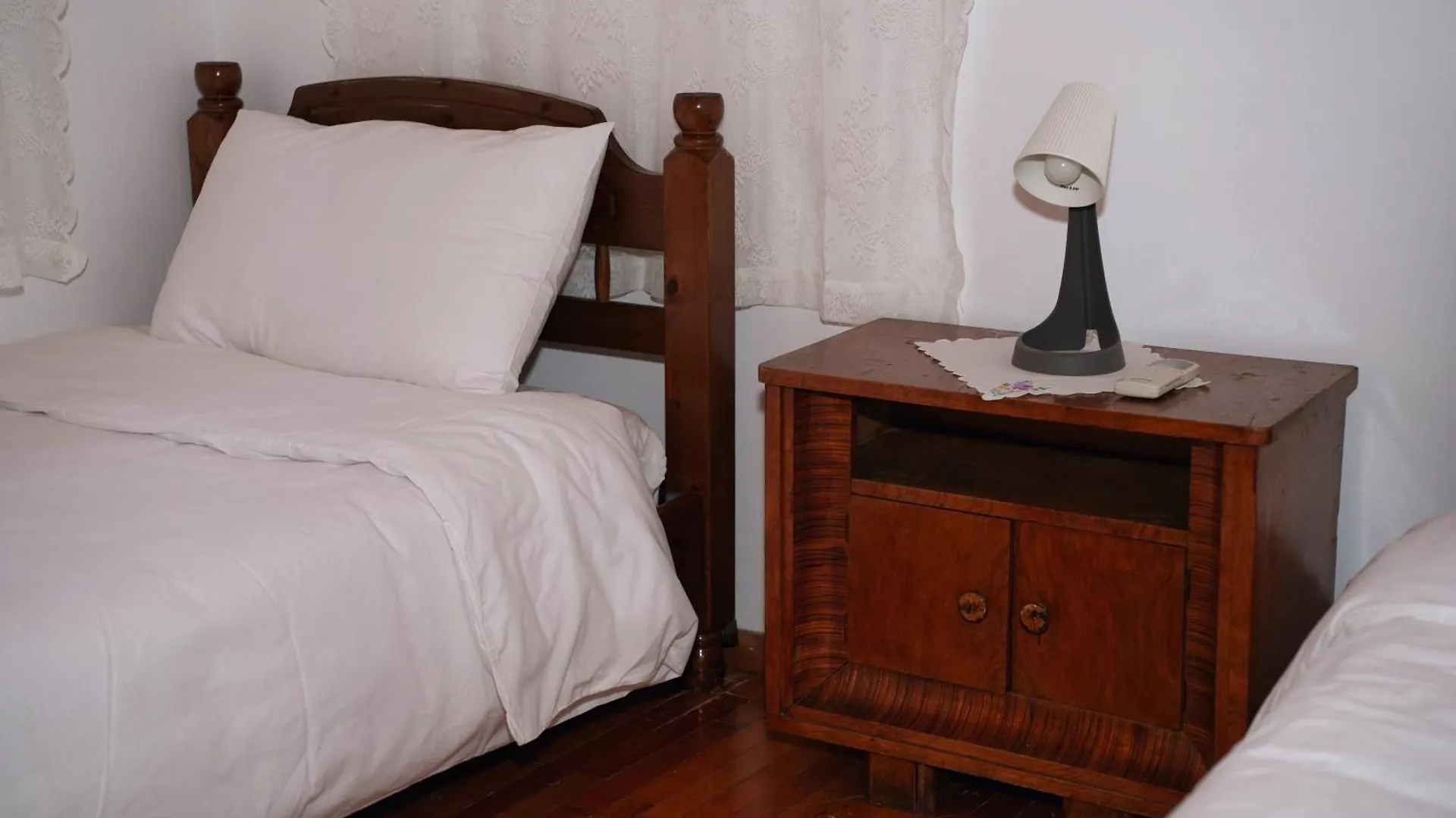 Emblematic House Apartment 2 Gjirokaster Guest house