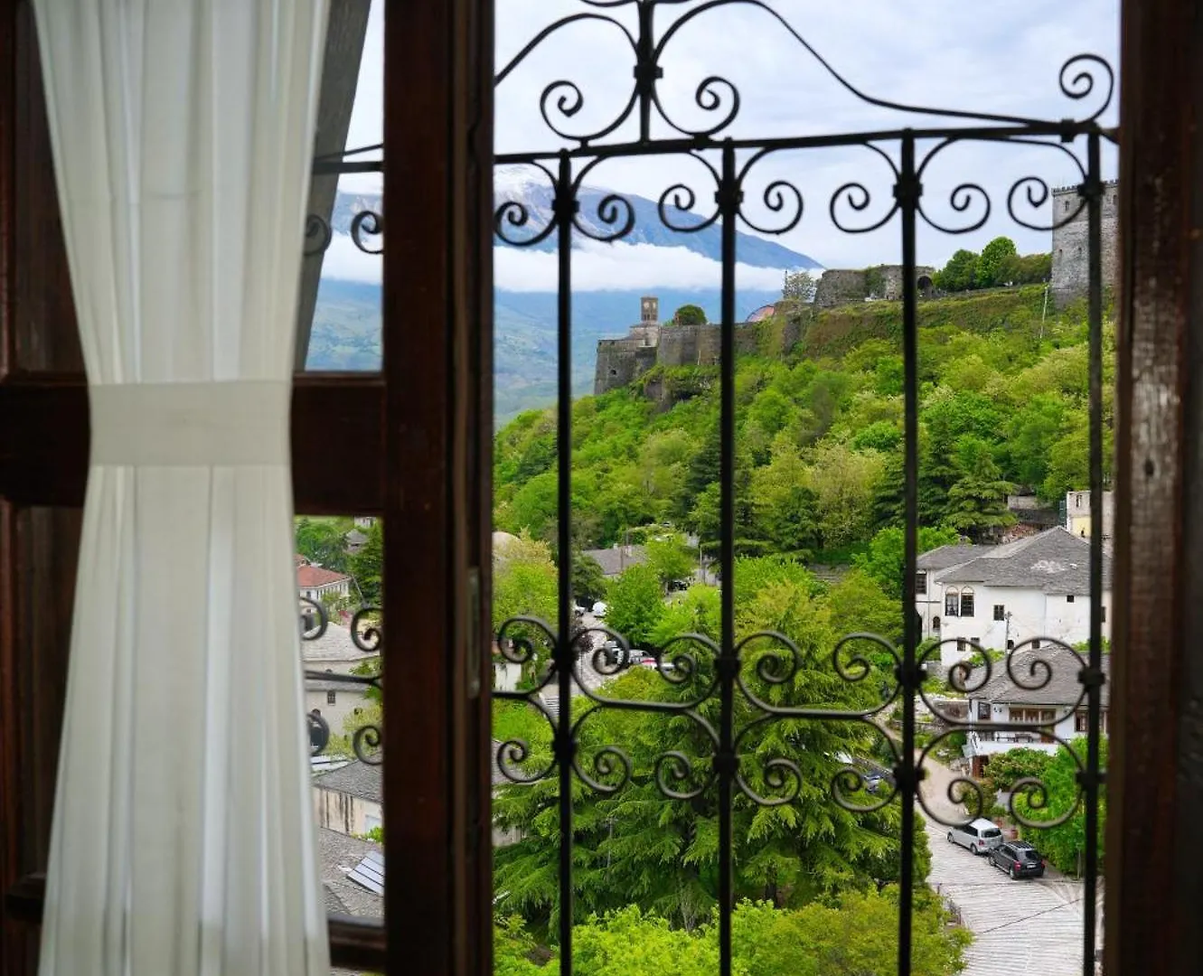 Emblematic House Apartment 2 Gjirokaster 0*,  Albania